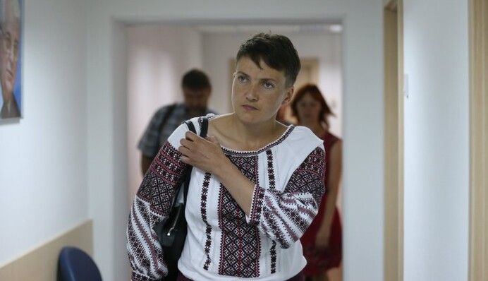 Сегодня она уже позавтракала: соцсети высмеяли голодовку Надежды Савченко