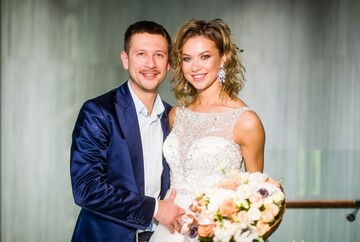 Украинская знаменитость похвасталась фото медового месяца