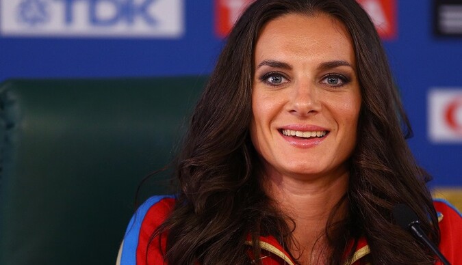 Плач спортсменки перед Путиным: Исинбаеву поймали на лицемерии