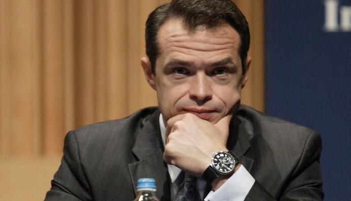 Новым главой 