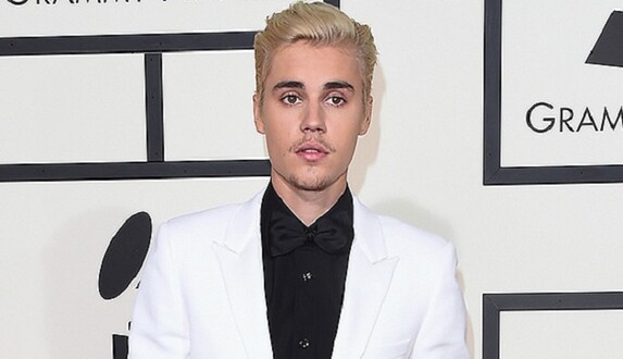 Американская топ-знаменитость взорвала сети своим необычным фото