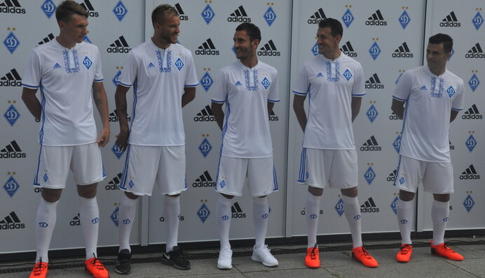 В сети ажиотаж вокруг новой формы киевских футболистов