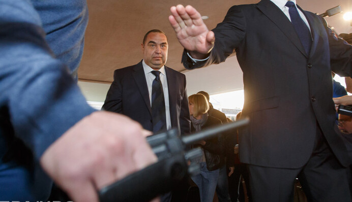 Кому выгодно убрать Плотницкого: две версии покушения на главаря ЛНР