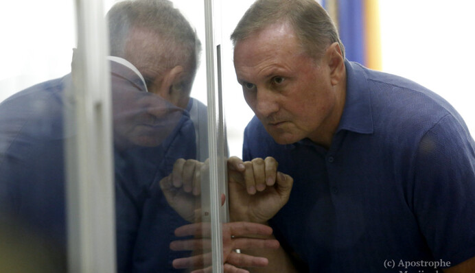 Олександр Єфремов знову опинився в суді: найяскравіші фото