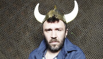 Скандальный Шнур устроил провокацию в Крыму: опубликовано видео