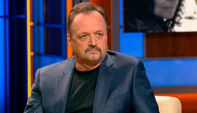 В России известный журналист получил серьезные травмы