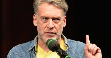 В России высмеяли отказ Шнура ехать в Украину