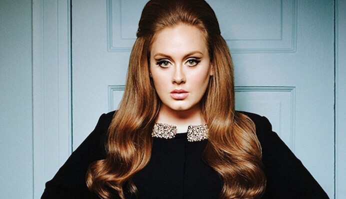 Известная певица ужаснула фанов видеообращением без макияжа