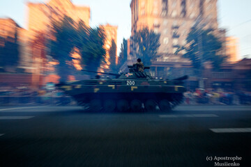 Хрещатиком пройшли танки: кращі фото з репетиції військового параду в Києві