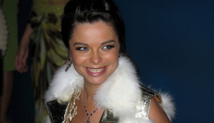 В сети отметили, как постарела известная российская певица