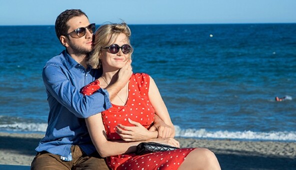 Муж дочери известного путинского режиссера опроверг развод