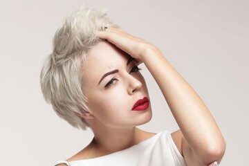 Популярная украинская певица умилила сети свадебным фото