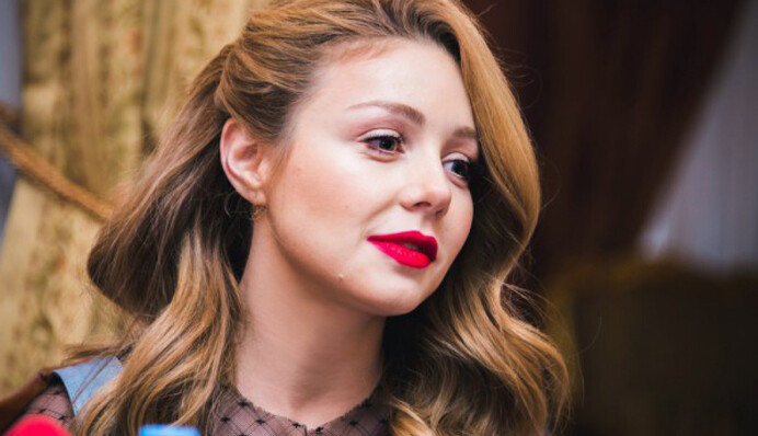 Сын поп-звезды Украины стал пономарем