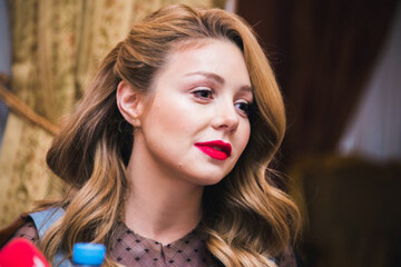 Сын поп-звезды Украины стал пономарем