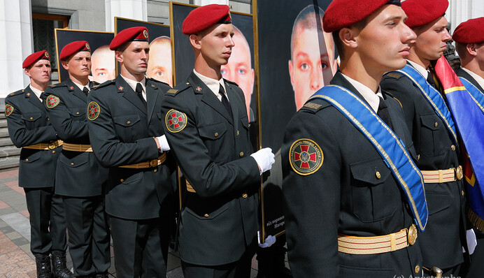 В Киеве почтили память нацгвардейцев, взорванных под Радой год назад, - эксклюзивные фото