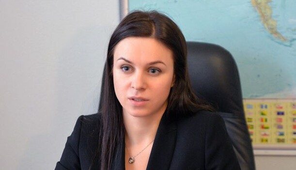 В Раде заметили нардепа в интересном положении: опубликовано фото