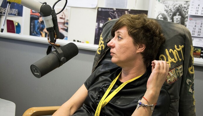 Соня Сотник: Украинское общество сейчас сжирает само себя