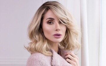 Украинская поп-звезда снизошла до поезда: опубликовано фото