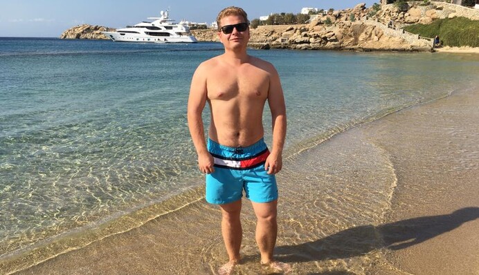 Сына министра обороны Украины постигли невзгоды при поездке в Грецию