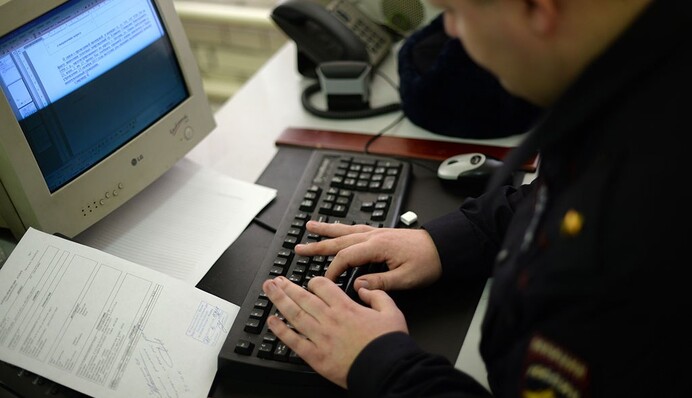 Политическую поляну в России зачистили, очередь за Интернетом