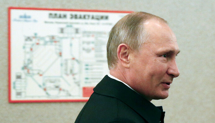 Путін готується піти: сценарії розвитку подій для України і Росії