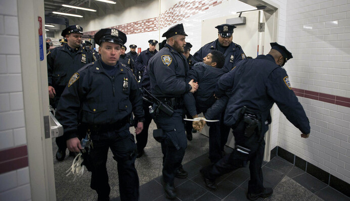 Полицейский всегда прав: чем грозит Украине идея Авакова