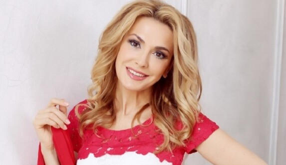 Известная украинская актриса удивила поклонников новой прической