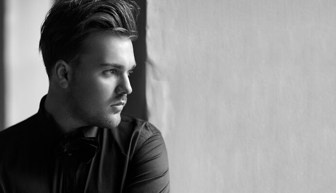 Евровидение-2017: Украинский певец согласился представить Россию