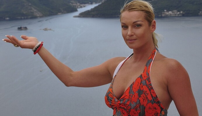 Скандальной российской балерине посоветовали съездить в оккупированный Крым