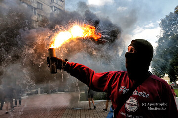 Ніжність Тимошенко і трагедія Дарта Вейдера: Топ-10 найяскравіших фото вересня