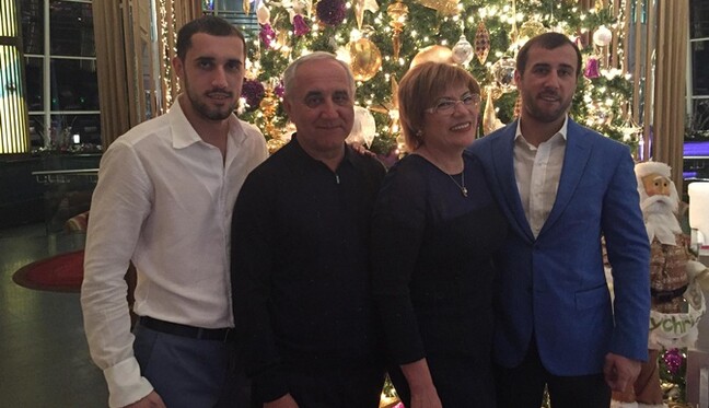 Как воспитать политика: родители нардепа Рыбалки рассказали о его первых шагах