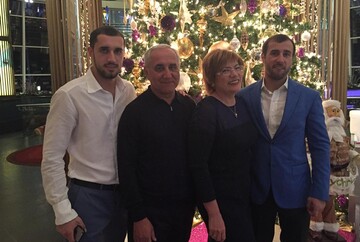 Родители депутата Рады дали интервью