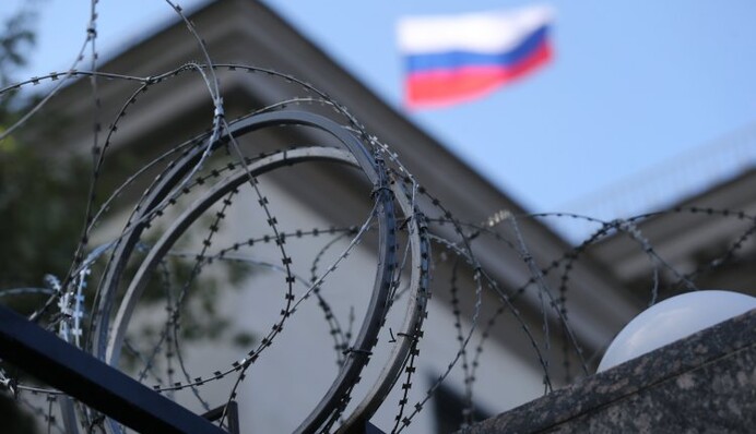 Загнати Путіна в кут: введення Заходом нових санкцій зустрічає дві серйозних контрдії