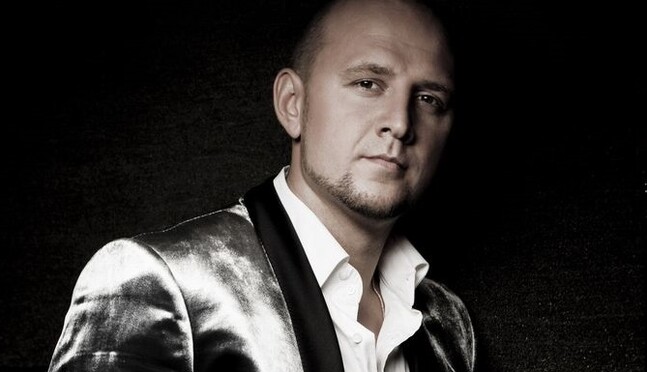 Потап взбудоражил сети горячим фото своей подружки