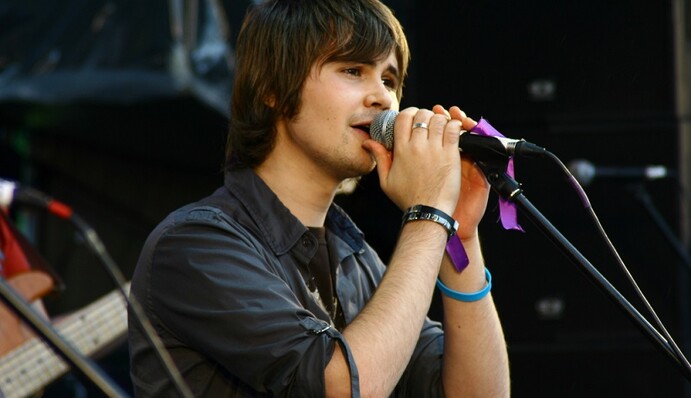 Российская звезда споет в Киеве о Януковиче