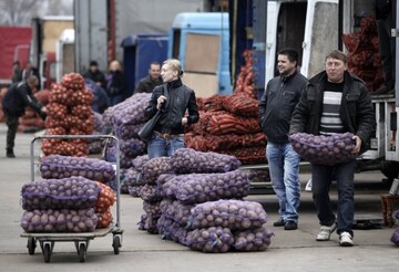 Минимум для выживания: Кабмин пересчитал нормы потребления продуктов, товаров и услуг