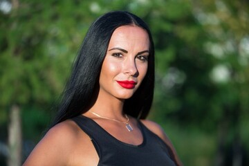 Популярный коп Киева сразила сети эффектными образами в форме