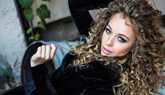 Украинская телеведущая умилила сети фото с дочерью