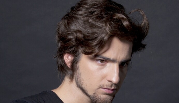 Украинский певец взбудоражил сети необычным арт-проектом