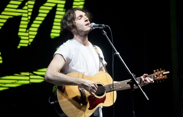 Украинский певец взбудоражил сети новым альбомом