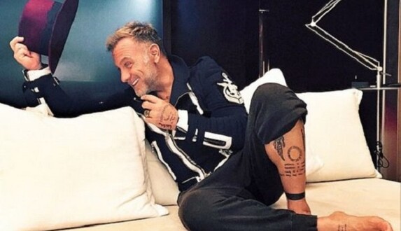 Танцующий миллионер поразил сети очередной выходкой: опубликовано видео