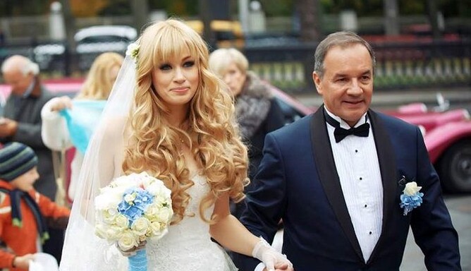 Пожилой украинский мэр-аристократ похвастался пышной свадьбой