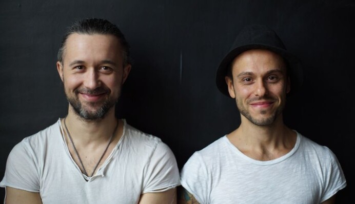 Украинские певцы впечатлили фанов оригинальным фото