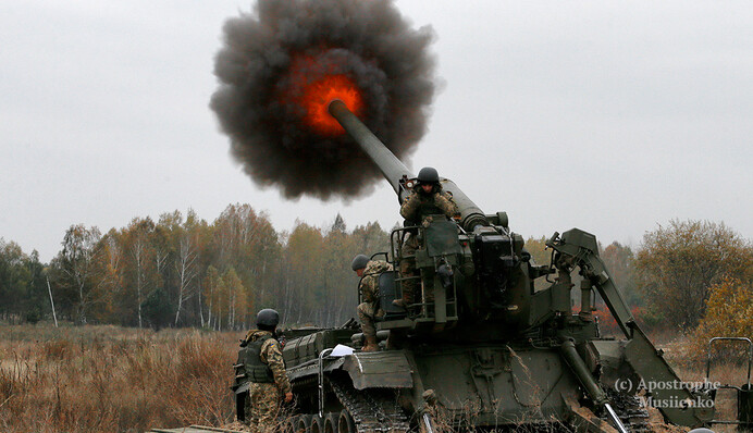 Артиллерийский огонь под Киевом: показаны яркие фото