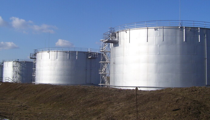 Азовская нефтяная компания: кто стоит за беспрецедентным захватом и кражей