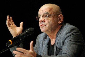 Появилось видео с ярким антипутинским выступлением российского артиста