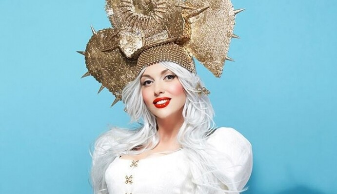 Украинская поп-звезда впечатлила фанов фото в ботфортах