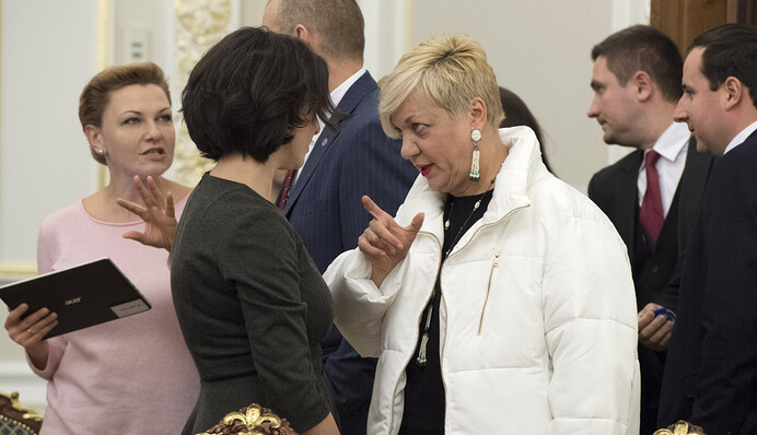 От Гонтаревой хотят больше денег для бюджета