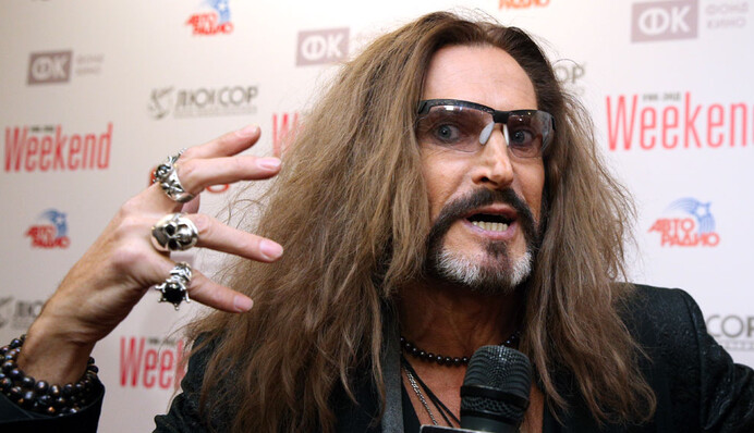 Появилось видео драки украинской знаменитости в России