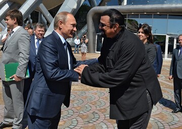 Голливудская звезда получила гражданство России